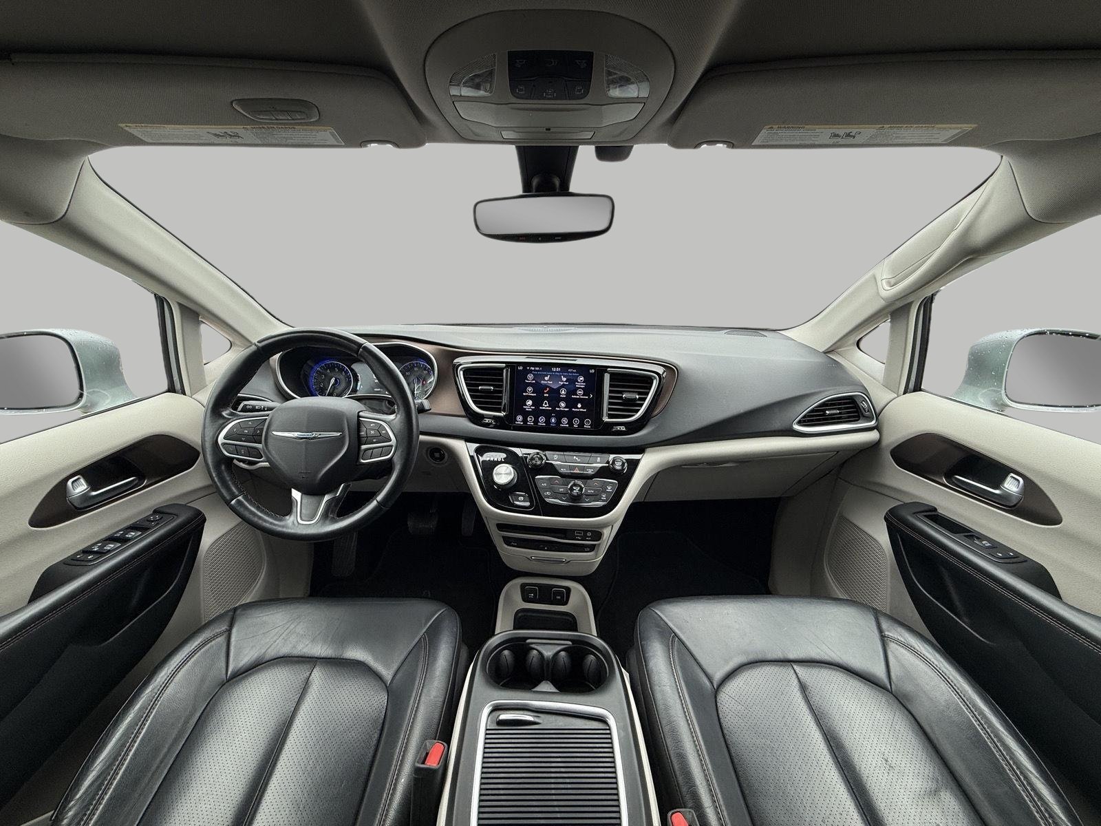 Used 2018 Chrysler Pacifica Touring-L Plus FWD image 5
