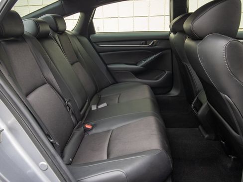 Used 2019 Honda Accord Sport image 19