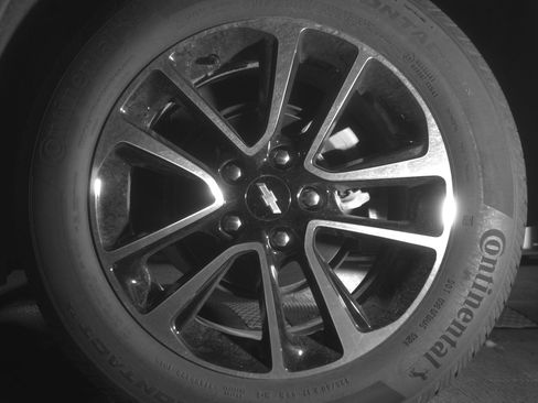 Used 2025 Chevrolet TrailBlazer LT FWD image 12