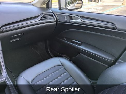 Used 2018 Ford Fusion SE w/ Equipment Group 201A image 19