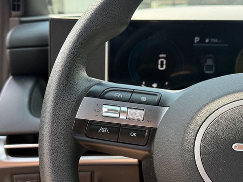 Certified 2025 Hyundai Santa Cruz SE AWD/4WD image 21