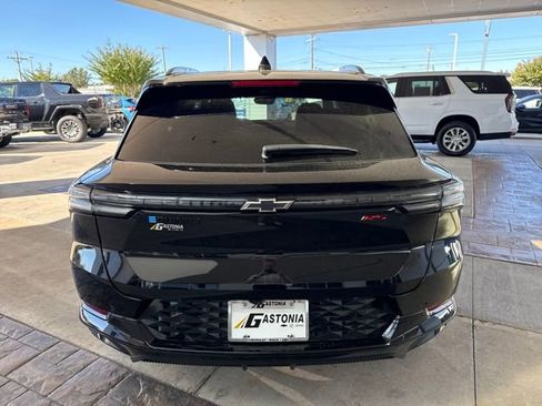 New 2026 Chevrolet Equinox EV RS image 4