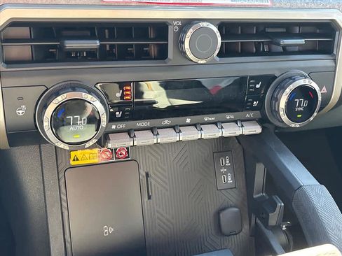 New 2026 Toyota Tacoma 4x4 Double Cab Hybrid image 13