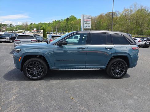 New 2026 Jeep Grand Cherokee Summit AWD/4WD image 7