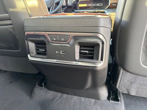 New 2026 GMC Sierra 3500 Denali Ultimate w/ LPO, Black Badging Package image 20