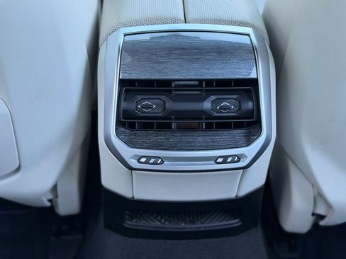 Used 2023 BMW 760i xDrive 760i xDrive image 54