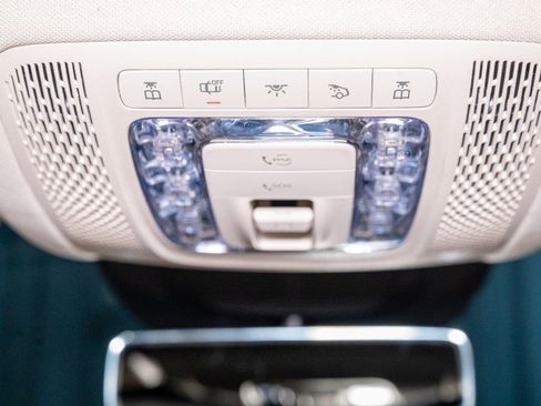 Used 2026 Mercedes-Benz GLS 450 4MATIC image 25