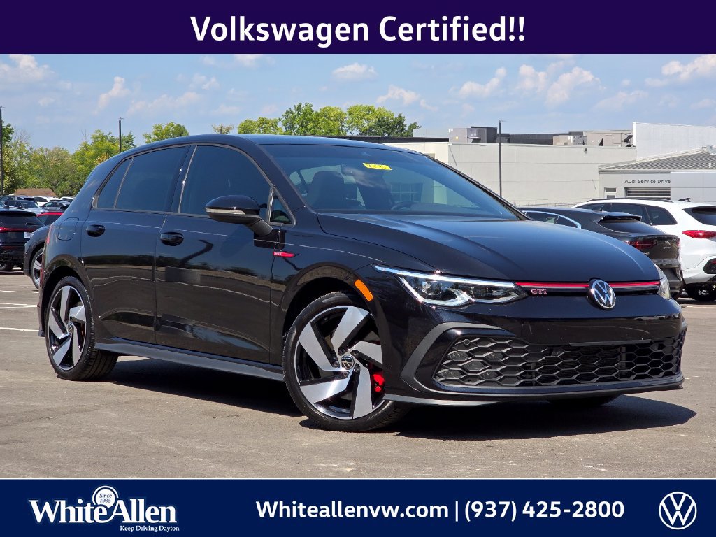 Certified 2022 Volkswagen GTI SE FWD image 1
