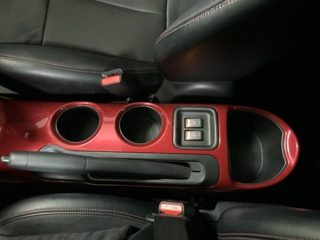 Used 2013 Nissan Juke SL AWD/4WD image 36
