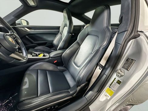 Used 2022 Porsche 911 Turbo S image 11