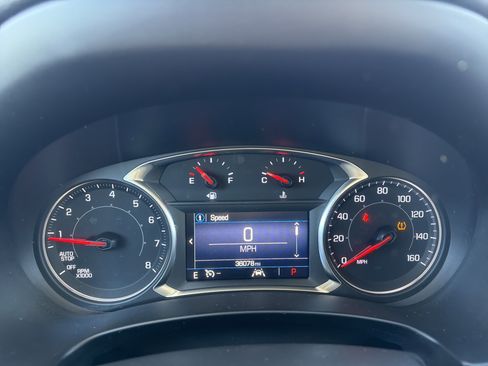 Used 2022 GMC Terrain SLE w/ Driver Convenience Package image 17