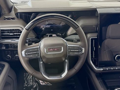 New 2026 GMC Yukon Elevation w/ Elevation Premium Package AWD/4WD image 11