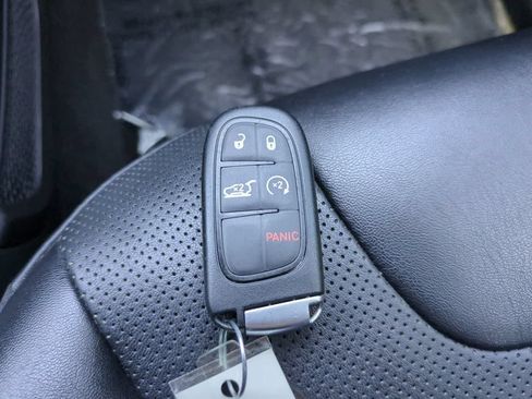 Used 2023 Jeep Cherokee Altitude Lux AWD/4WD image 28