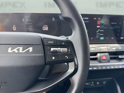 Used 2025 Kia K4 FWD image 14