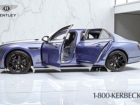 Used 2023 Bentley Flying Spur V8 image 5