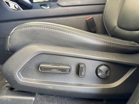 Used 2024 Honda Pilot Touring image 15