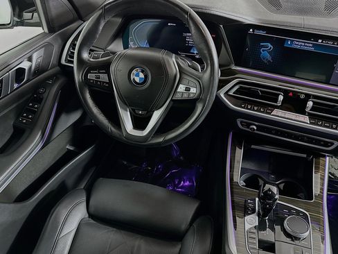 Used 2023 BMW X5 xDrive45e image 6