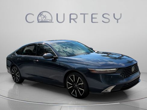 Certified 2024 Honda Accord Touring image 9