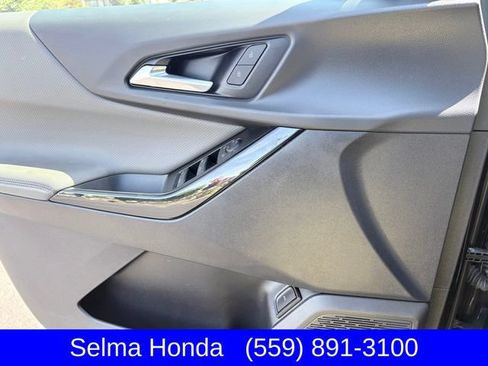 Used 2025 Chevrolet Equinox LT w/ Convenience Package II AWD/4WD image 12