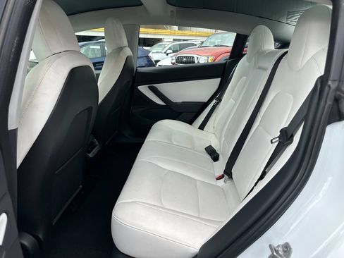 Used 2018 Tesla Model 3 Long Range AWD/4WD image 19