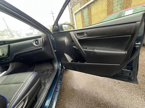 Used 2019 Toyota Corolla XSE FWD image 30