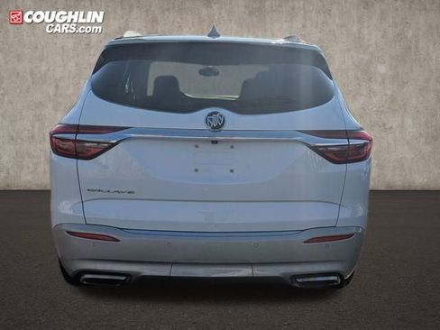Used 2020 Buick Enclave Essence image 6