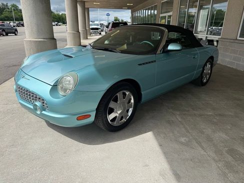 Used 2002 Ford Thunderbird RWD image 1