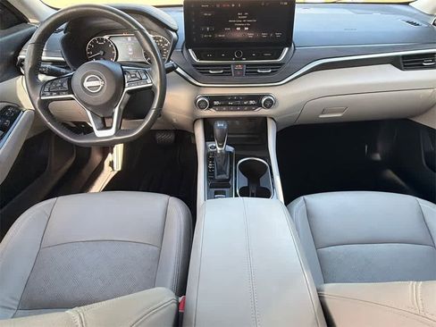 Used 2023 Nissan Altima 2.5 SL image 18