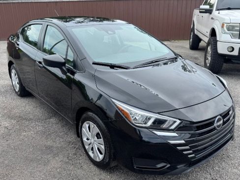 Used 2024 Nissan Versa S w/ Trunk Package FWD image 1