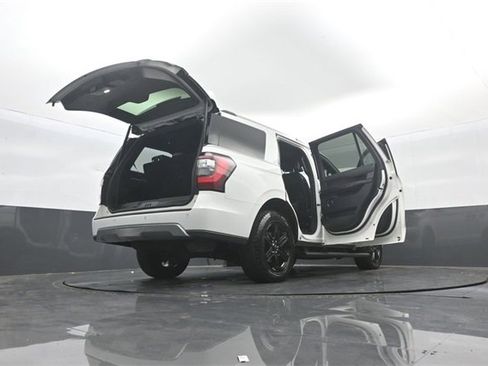 Certified 2021 Ford Expedition Limited image 38