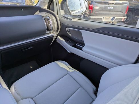 New 2026 Ford Expedition Platinum w/ Driver's Package image 20