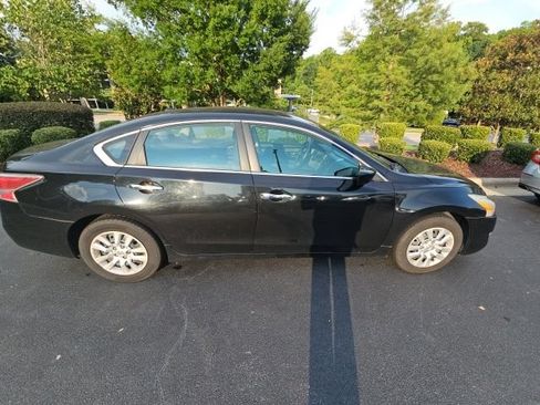 Used 2015 Nissan Altima 2.5 S w/ Power Driver Seat Package FWD image 10