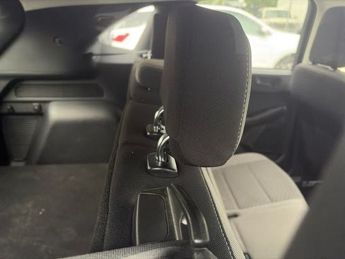 Used 2022 Ford Escape SE w/ Cold Weather Package AWD/4WD image 8