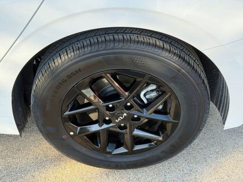 Used 2025 Kia K5 LXS image 31