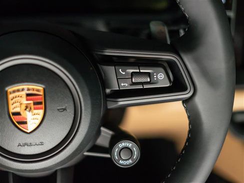 New 2026 Porsche Cayenne Coupe image 19