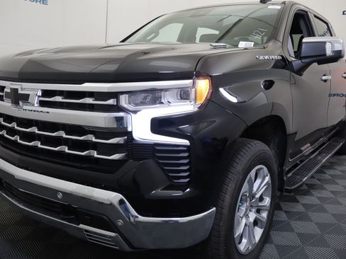 New 2026 Chevrolet Silverado 1500 LTZ w/ LTZ Premium Package AWD/4WD image 11