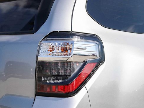 Used 2024 Toyota 4Runner TRD Off-Road image 10