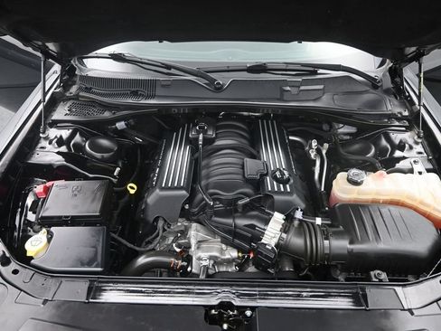 Used 2022 Dodge Challenger R/T Scat Pack RWD image 32