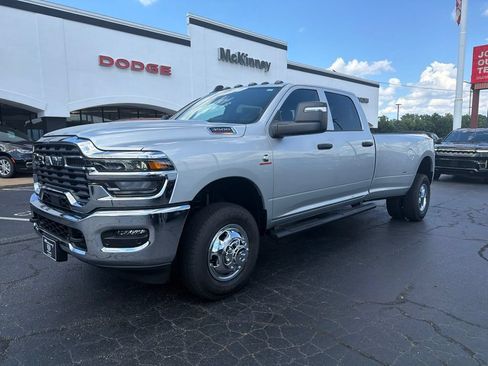 New 2026 RAM 3500 Tradesman AWD/4WD image 2
