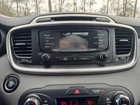 Used 2016 Kia Sorento EX w/ EX Premium Package image 13