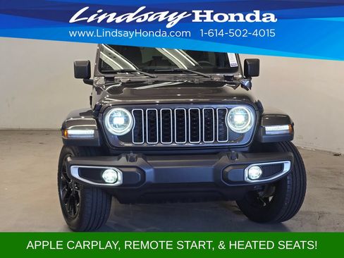 Used 2025 Jeep Wrangler Unlimited Sahara AWD/4WD image 2