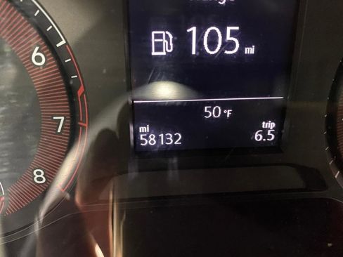 Used 2019 Volkswagen Jetta R-Line w/ R-Line Cold Weather Package FWD image 10