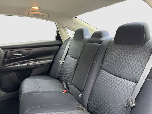 Used 2016 Nissan Altima 2.5 S w/ Power Driver Seat Package image 34