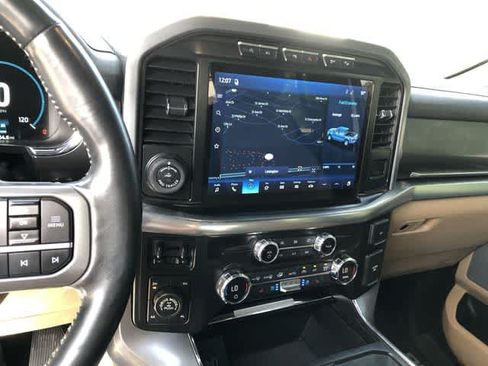 Used 2021 Ford F150 Lariat w/ Max Trailer Tow Package AWD/4WD image 15