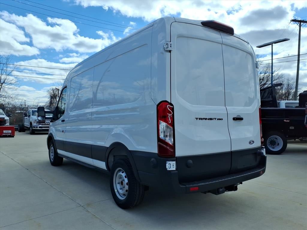 New 2026 Ford Transit 250 148 Medium Roof RWD image 34