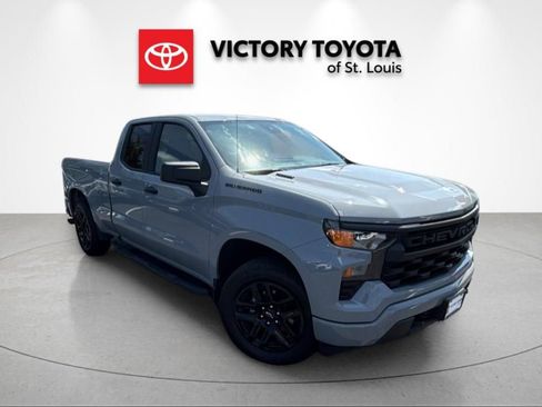 Used 2025 Chevrolet Silverado 1500 Custom w/ Turbomax Blackout Package AWD/4WD image 1