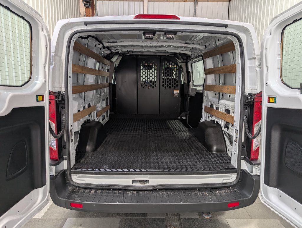 Used 2025 Ford Transit 250 Low Roof w/ Exterior Upgrade Package RWD image 18