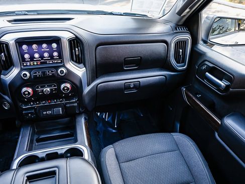 Used 2020 GMC Sierra 1500 Elevation w/ Elevation Value Package image 15