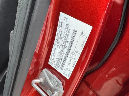 Used 2019 Ford Escape SE image 23