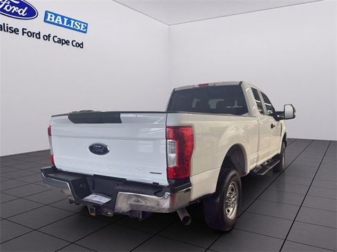 Used 2017 Ford F250 XL w/ Power Equipment Group image 6